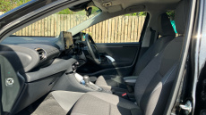 Toyota Yaris 1.5 Hybrid Design 5dr CVT [Nav] Hybrid Hatchback